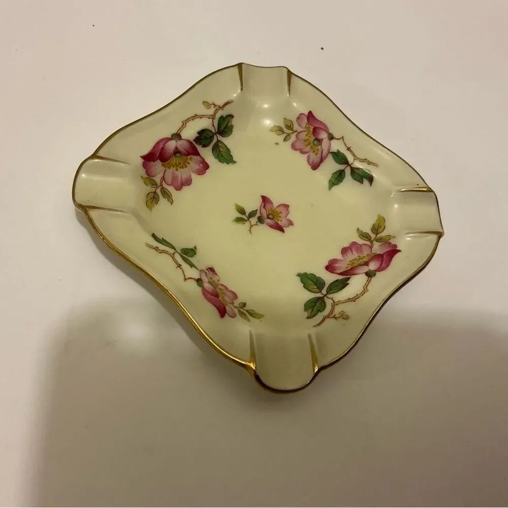 Vintage Thomas Germany Porcelain Ashtray A10